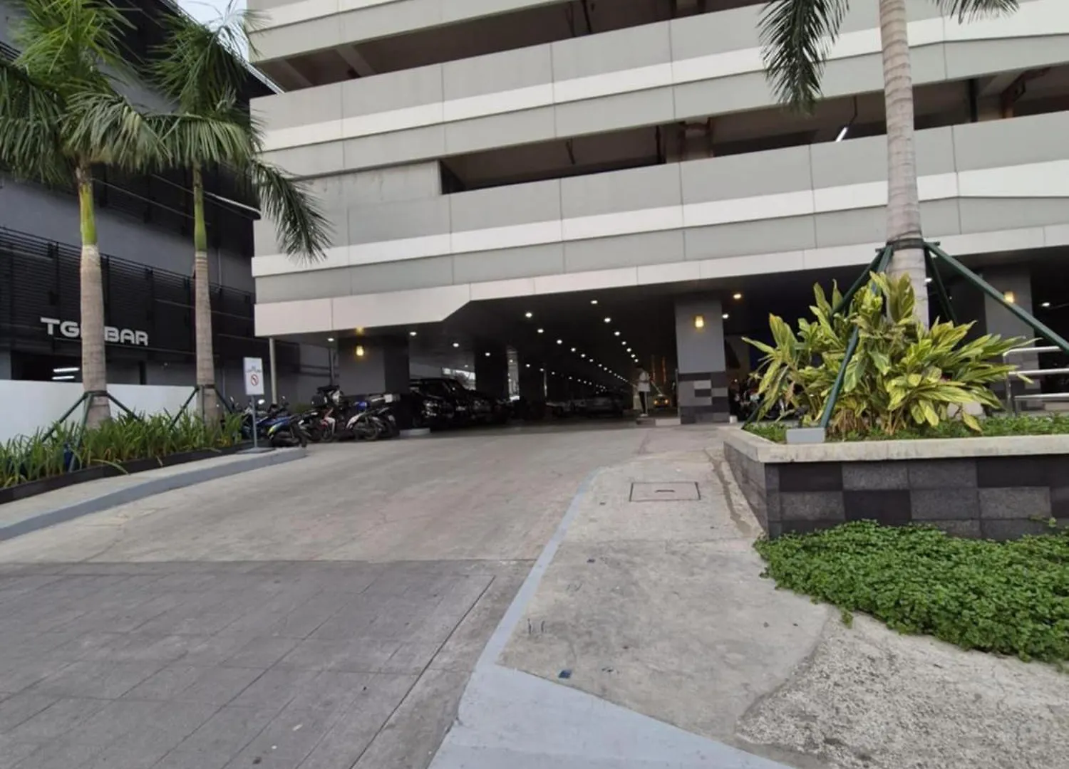 Aparthotel Cozy Comfy Suite 2Br W Balcony - Amazing Manila Bay View And City Skyline Near Moa Pasay